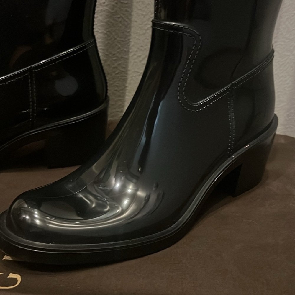 GUCCI NEW Authentic Gucci Wellington Rubber ridding boots size 39 - Picture 2 of 9
